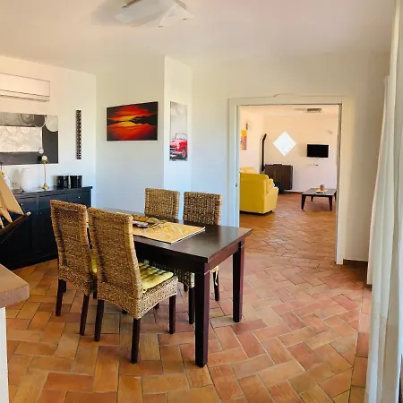 Gli Oleandri Apartment *