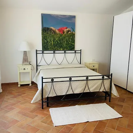 Gli Oleandri Apartment