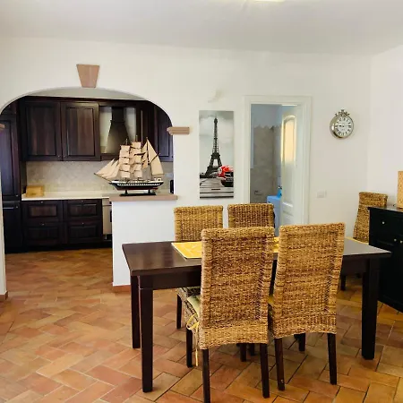 Gli Oleandri Apartment *